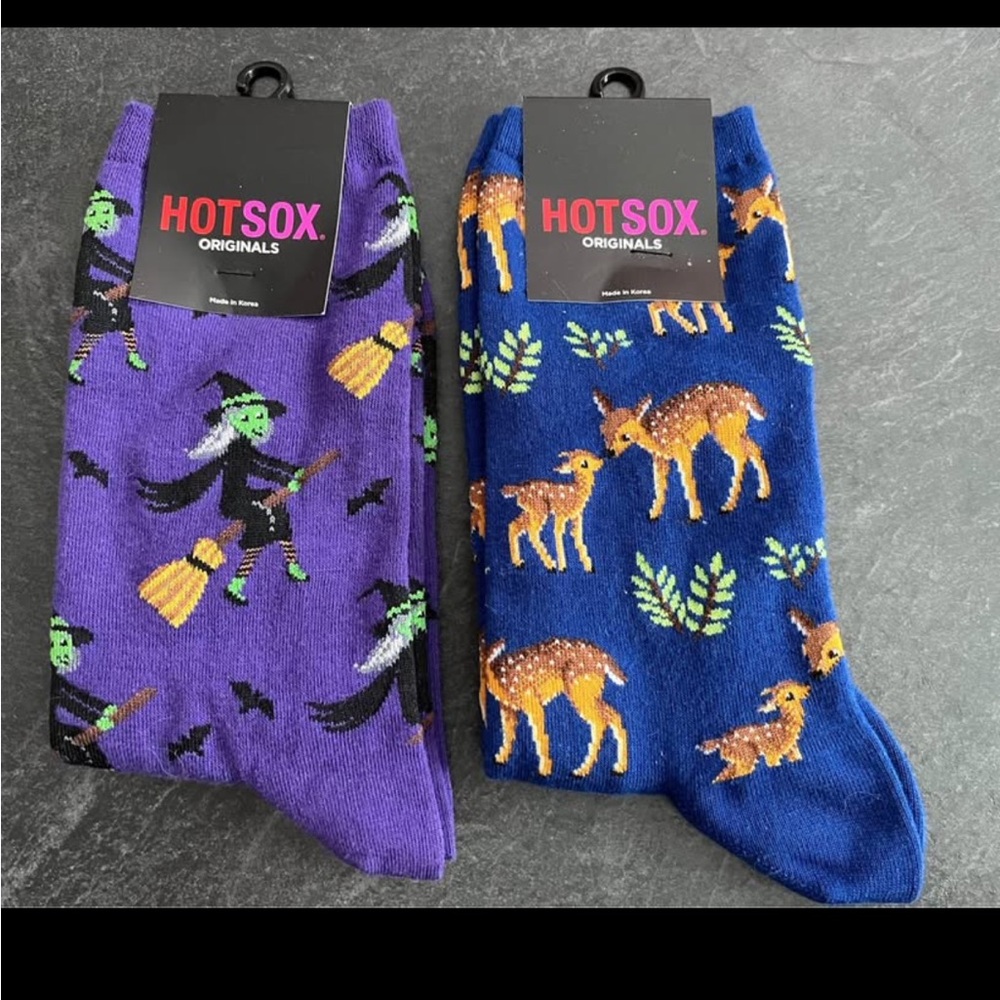 2 pairs of ladies Hot Sox